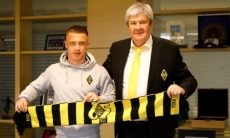 «Кайрат» подписал новый контракт с ещё одним футболистом