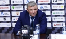 «Шесть периодов играем без голов». Тренер «Торпедо» — о тяжелой игре с «Зауральем»