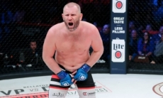 Фаворит повержен. Известного российского бойца нокаутировали на турнире Bellator. Видео
