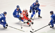 «Нападение на полную мощь». Известный комментатор назвал победителя матча «Барыс» — «Автомобилист»