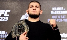 «Он просто монстр». Легендарный чемпион вернется в UFC ради мегабоя с Хабибом Нурмагомедовым
