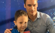 Фоторепортаж с автограф-сессии легенд «Барыса» в Нур-Султане