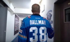 «Несомненно, я вернусь сюда». Как «Барыс» поднимал джерси Даллмэна под свод арены