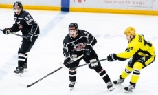 Видеообзор матча ВХЛ «Челмет» — «Сарыарка» 1:5