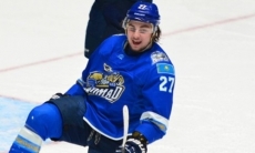 Форвард «Барыса» вернулся после травмы и сразу же забросил решающую шайбу. Видео