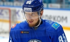 «Ничего не потеряно». Защитник «Барыса» прокомментировал провальный второй период матча со СКА