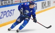 «Сделаем все». Форвард «Барыса» поделился настроем на третий период матча с «Авангардом»