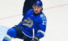 Нападающий «Барыса» забросил вторую шайбу после тяжелой травмы