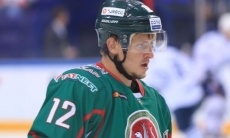 Форвард лидера конференции «Барыса» забил один из самых курьёзных голов сезона. Видео