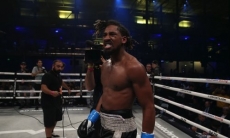 «Должен драться с Головкиным». Промоутер чемпиона мира WBO поставил ему условие