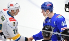 «Хотим сделать лучше, а получается наоборот». Форвард «Сочи» нашел причину поражения от «Барыса»