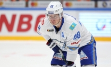 «Барыс» сделал официальное заявление по травме Романа Старченко