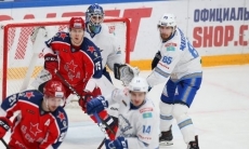 Восхитивший КХЛ сэйв Паскуале в матче «Барыс» — ЦСКА вошел в ТОП-10 лучших сэйвов недели