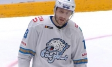 Видеообзор матча КХЛ, или Как «Барыс» пропустил пять шайб от «Амура»