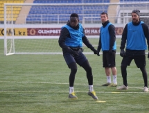 Фоторепортаж с тренировки «Каспия»