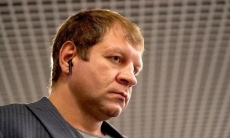 «Полная дура». Емельяненко жёстко ответил Канделаки, назвавшей его «трудным ребёнком ММА»