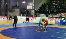 В Караганде проходит республиканский турнир по греко-римской борьбе
