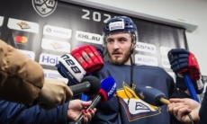 «Мы много всего поменяли». Игроки «Металлурга» оценили уровень «Барыса» и раскрыли план на третий матч серии