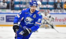 «Мы на этом не останавливаемся и не удовлетворены просто выходом во второй раунд». Линус Виделль подвел итог серии с «Магниткой» и оценил свою игру за «Барыс»