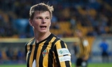 Бывший футболист «Кайрата» подал в суд на первую жену. Озвучена причина