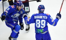 Хоккеист «Барыса» и сборной Казахстана обратился к болельщикам. Видео