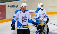 Отец форварда из НХЛ вернулся в Казахстан ради работы тренером