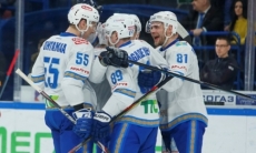 «Здесь они все решают». Почему «Барыс» не заключает контракты с игроками