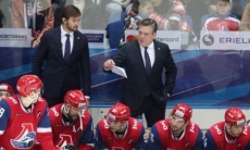 Клуб КХЛ сообщил о состоянии заболевшего коронавирусом тренера. Его должен сменить Скабелка