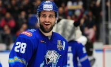 Бывший лидер «Барыса» официально подписал контракт с «Ак Барсом»