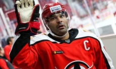 Бывший капитан «Барыса» странным образом покинул клуб КХЛ