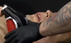 Тяжеловеса за 40 секунд отправили в тяжелый нокаут на турнире по ММА в Минске. Видео