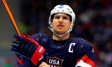 Капитан сборной США и звезда НХЛ поддержал капитана сборной Казахстана. Видео