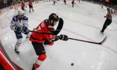 Десять хоккеистов, включая лидеров, покинули состав принципиального соперника «Барыса»