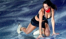 «Ждём видео!» Подписчики оценили новое фото российской соперницы Турсынбаевой в белье