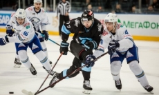 «Единственная надежда — президент страны». Соперник «Барыса» в КХЛ близок к снятию с турнира