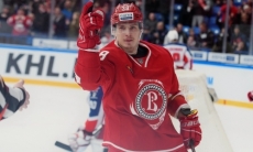 Клуб конференции «Барыса» в КХЛ выменял у конкурента известного бомбардира и права на форварда «Торонто»
