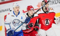 «Сейчас таких нет». «Барысу» прояснили ситуацию с форвардом сборной Казахстана