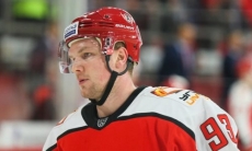 Один из главных конкурентов «Барыса» на Востоке продлил контракт на три сезона с самым результативным защитником 