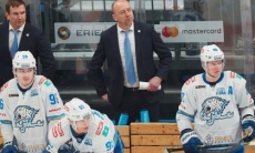 «При нем образовалась самая сильная команда». Назван лучший тренер «Барыса» в истории