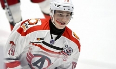 Задрафтованный клубом НХЛ форвард покинул состав одного из главных конкурентов «Барыса» на Востоке