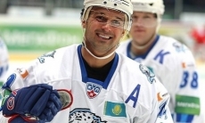 «Как-то раз я начал надевать трусы». В «Барысе» пошутили над легионером