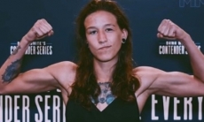 Первая казахстанка в UFC узнала новую дату дебютного боя
