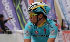Участие лидера «Астаны» в «Тур де Франс» под угрозой. Выяснены причины