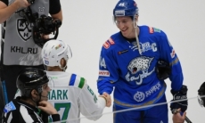 «На уровне обоюдоострого „Барыса“». Игру казахстанцев сравнили с другим ярким клубом КХЛ