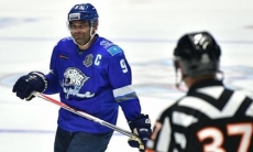 «Еще аукнется». Стали известны причины интереса «Барыса» к своему бывшему лидеру