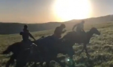 Айдос Ербосынулы почтил память казахских воинов игрой в кокпар. Видео