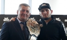 «Точно пришёл в себя». Президент Fight Nights Global рассказал о состоянии отца Хабиба Нурмагомедова