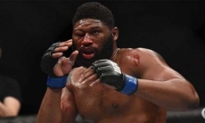 «Выглядишь глупо». Президент UFC раскритиковал Блейдса за победу над Волковым