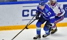 «Гораздо лучше». «Барыс» решил поверить в молодого казахстанского хоккеиста