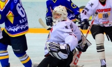 Призер чемпионата Казахстана подписал новый контракт с клубом КХЛ